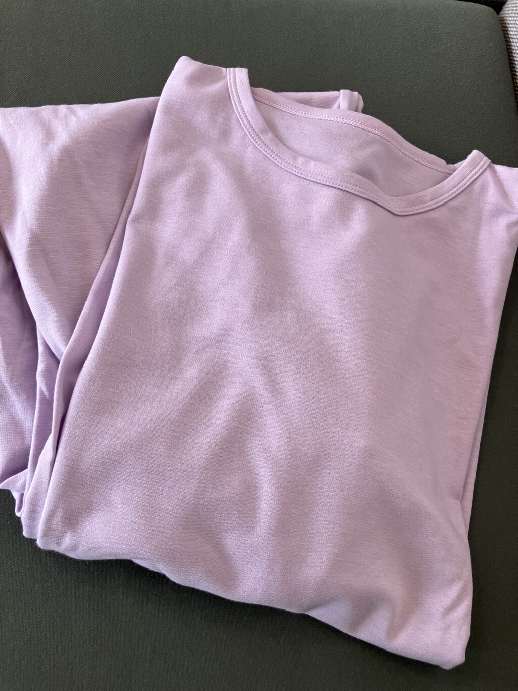 ベネクスのコンフォートポンチセットアップ（ライラック）