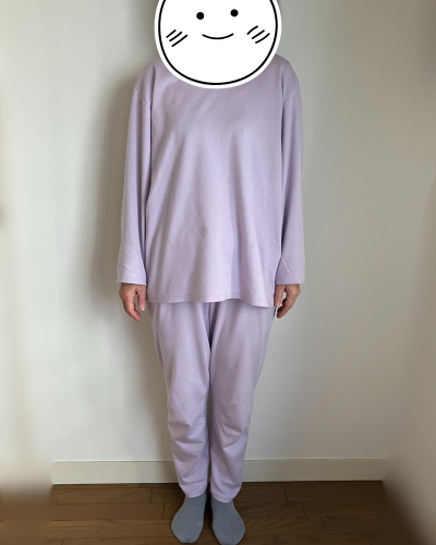 購入2ヶ月後ベネクスのコンフォートポンチセットアップを着用している様子（正面）