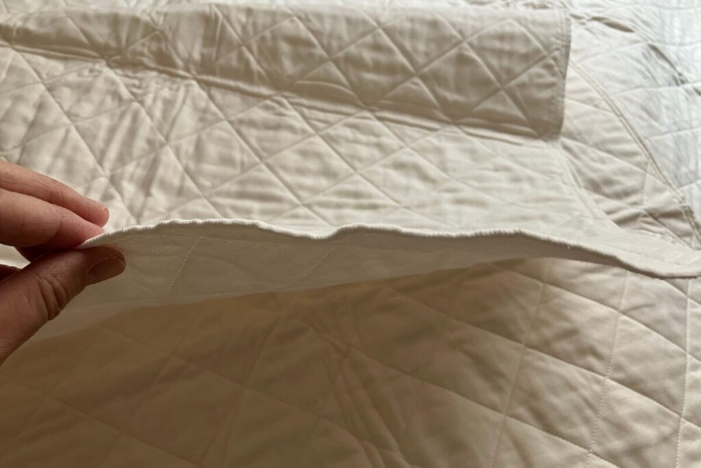 届いだばかりのパシーマの厚み